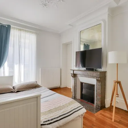 شقة The Eiffel Tower View *