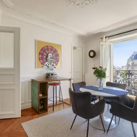 The Eiffel Tower View Appartement