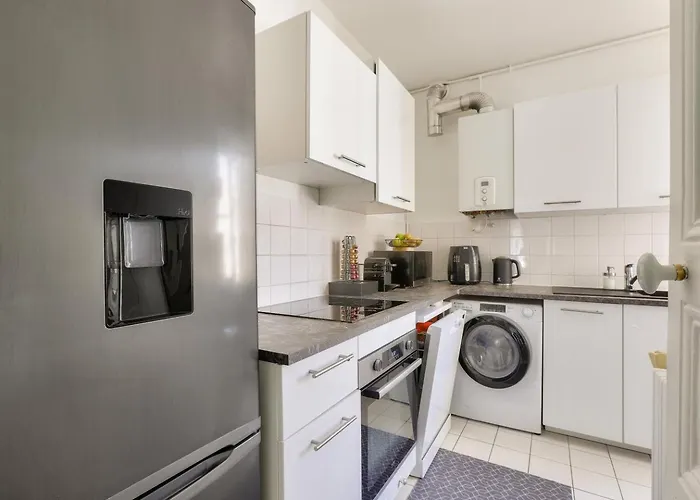 Appartement The Eiffel Tower View Parijs