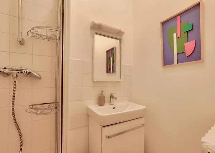 The Eiffel Tower View 파리