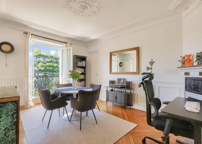 아파트 The Eiffel Tower View 파리