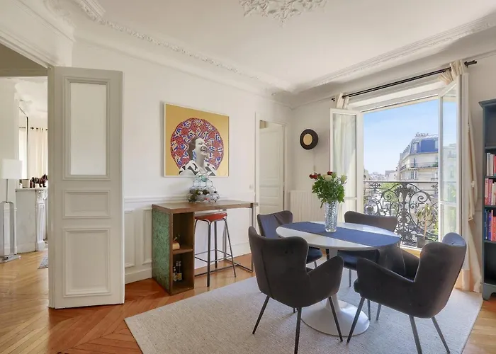 The Eiffel Tower View Appartement