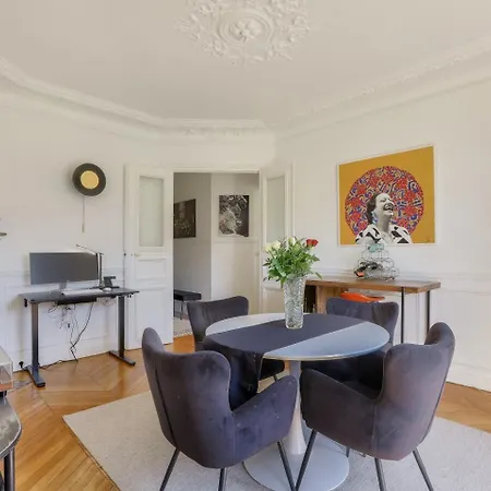 The Eiffel Tower View Apartmán Paříž